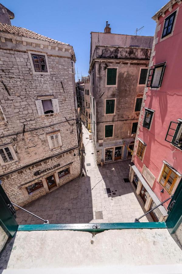 Apartamento Aparment Lila Šibenik Exterior foto