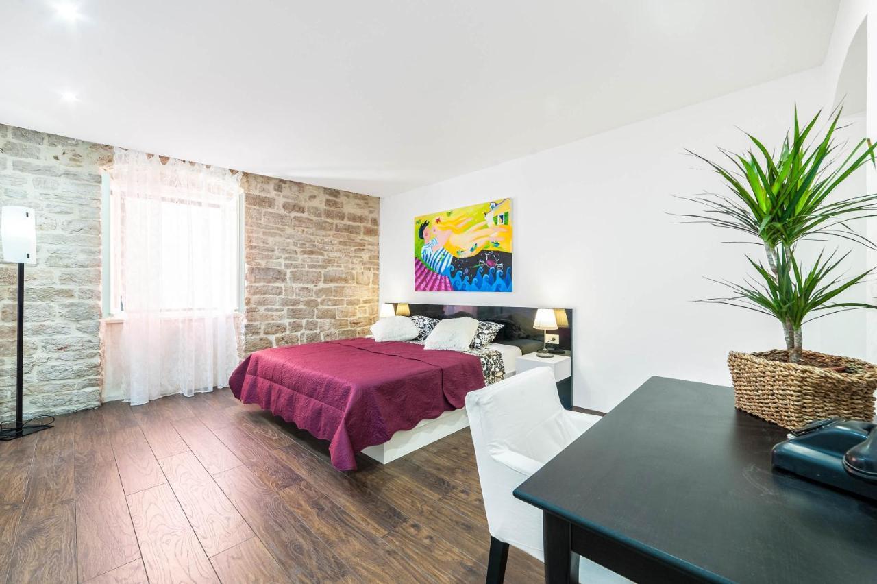 Apartamento Aparment Lila Šibenik Exterior foto