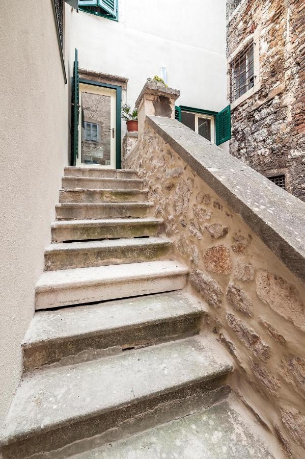 Apartamento Aparment Lila Šibenik Exterior foto