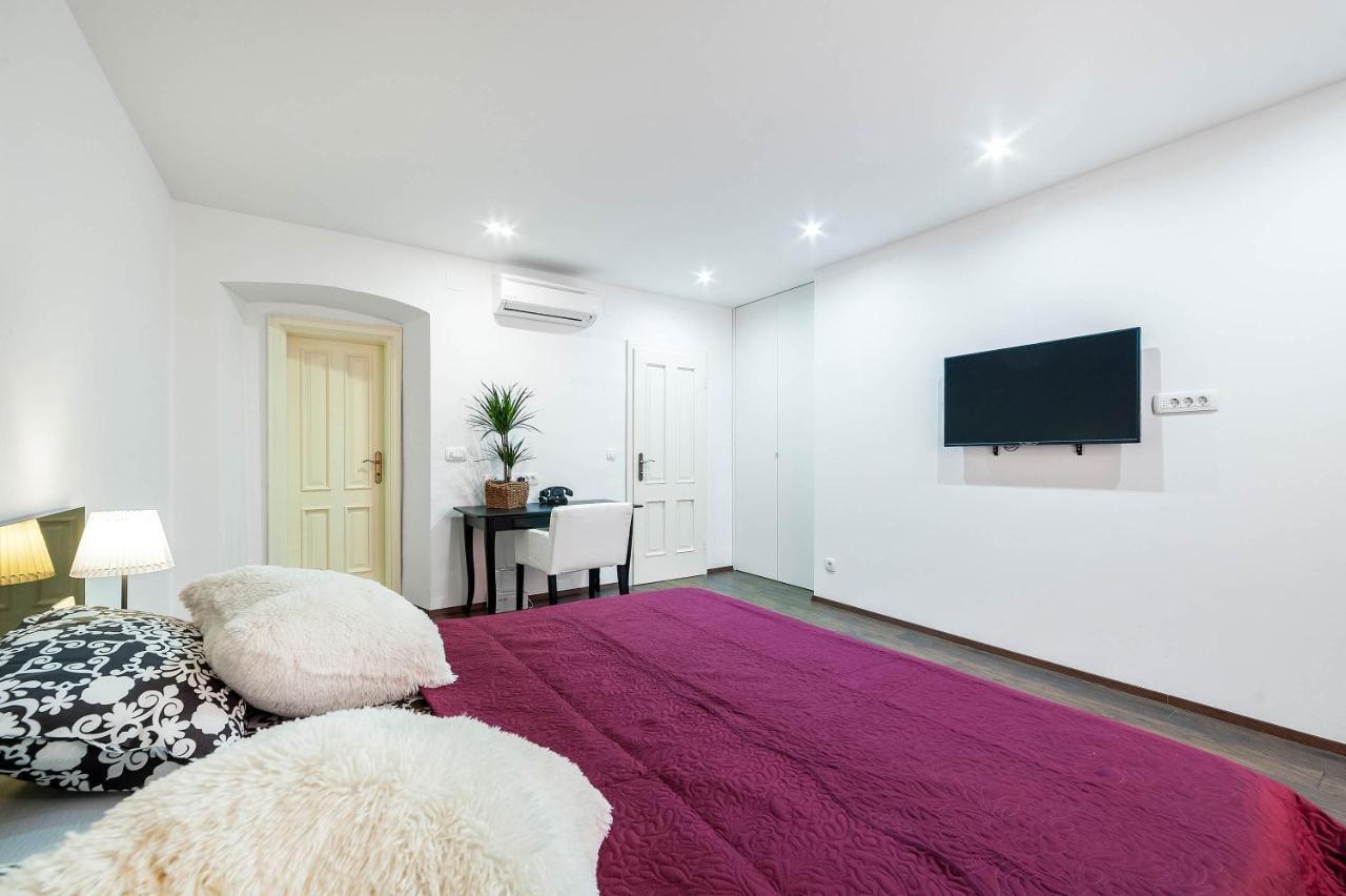 Apartamento Aparment Lila Šibenik Exterior foto